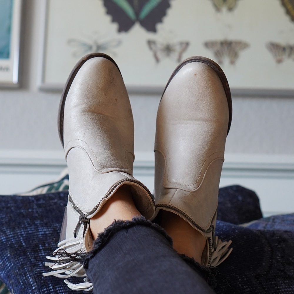 Fringe bootie